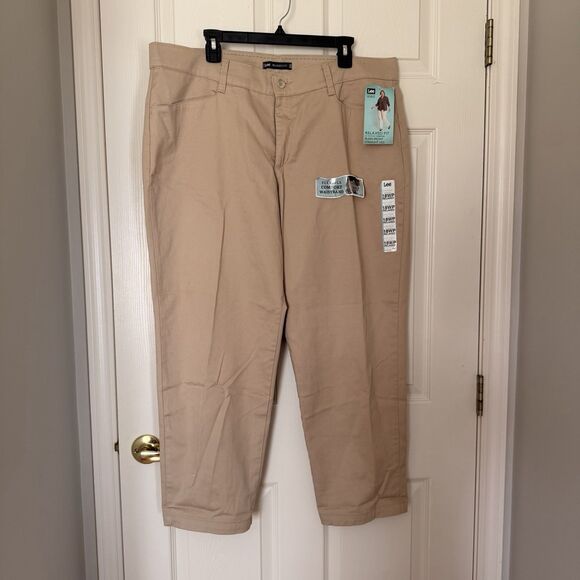 Lee Pants - Lee Pants Womens 18 W Petite Biege Flax Relaxed Fit Straight Basic Khaki Classic